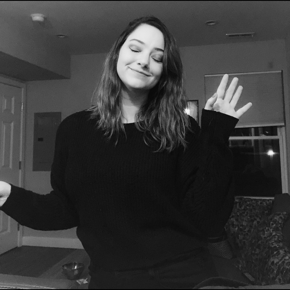 Meet your Posher, Kayla